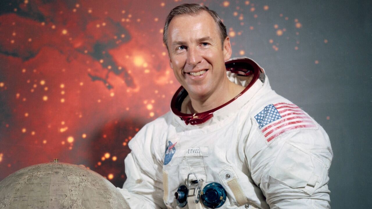 Morre Jim Lovell, comandante da missão Apollo 13 e ícone da exploração espacial