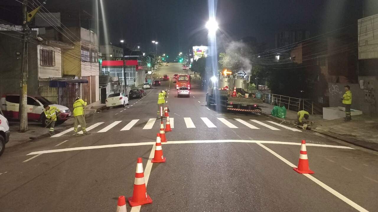 Prefeitura de Manaus reforça sinalização viária em avenidas de grande fluxo da capital