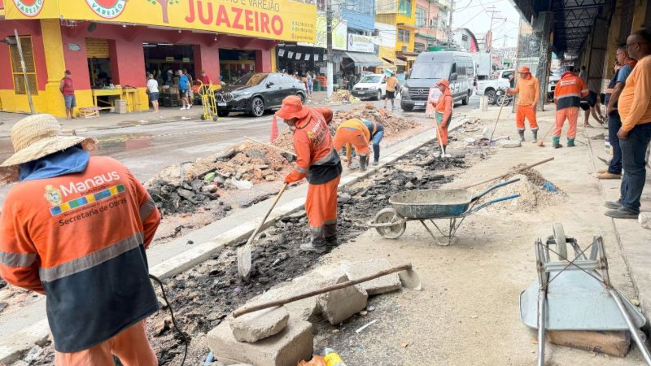 Centro de Manaus passa por intensas obras do programa ‘Mutirão no Bairro’