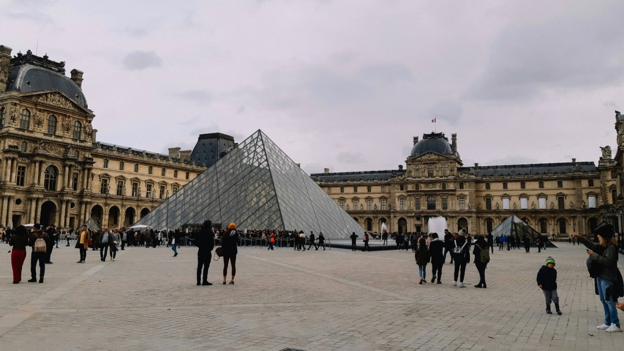 20251026 LOUVRE SITE