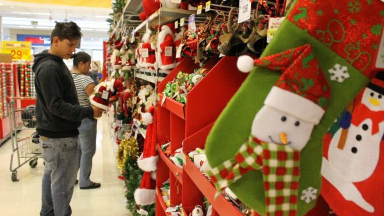 CDL de Fortaleza prevê um crescimento 10% nas vendas no período Natalino em 2025