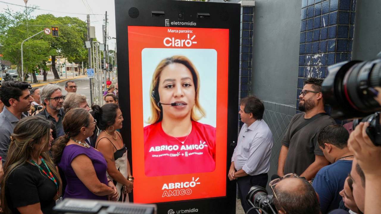 Abrigo Amigo é inaugurado em Fortaleza em parceria do Grupo Urb, Eletromidia,