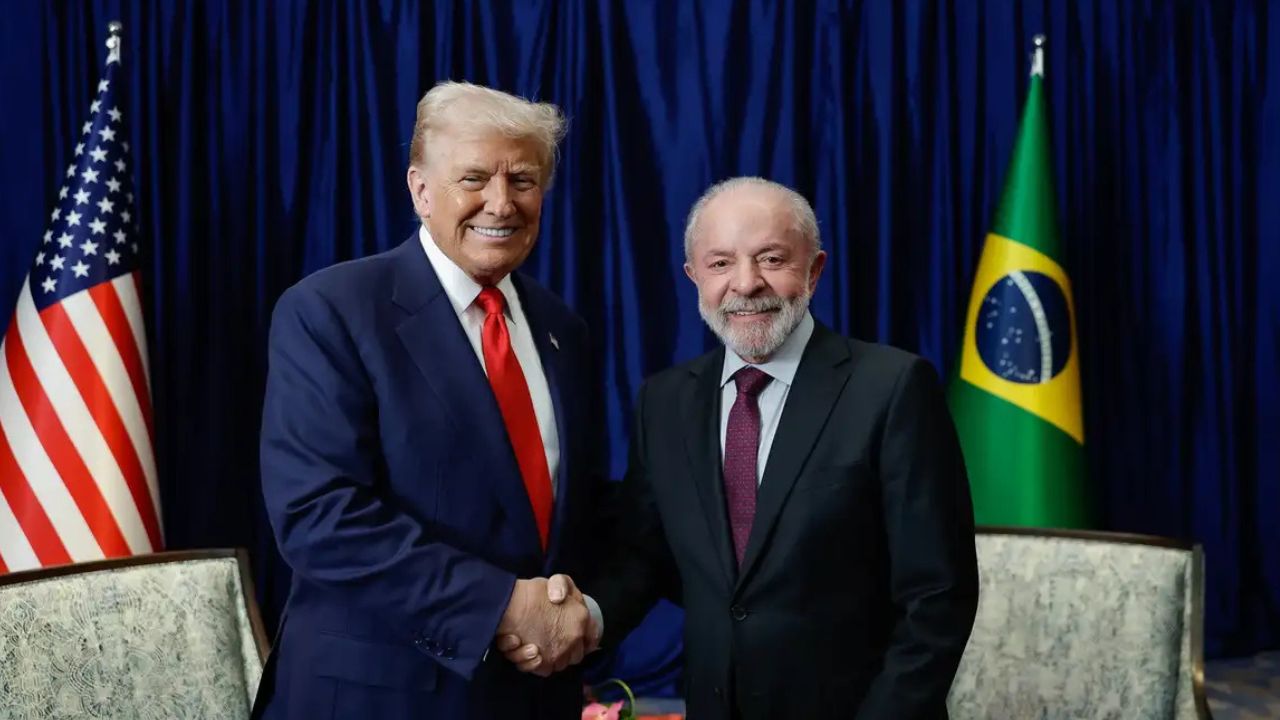 Lula e Trump conversam por celular, discutem sobre Venezuela e marcam encontro em Washington