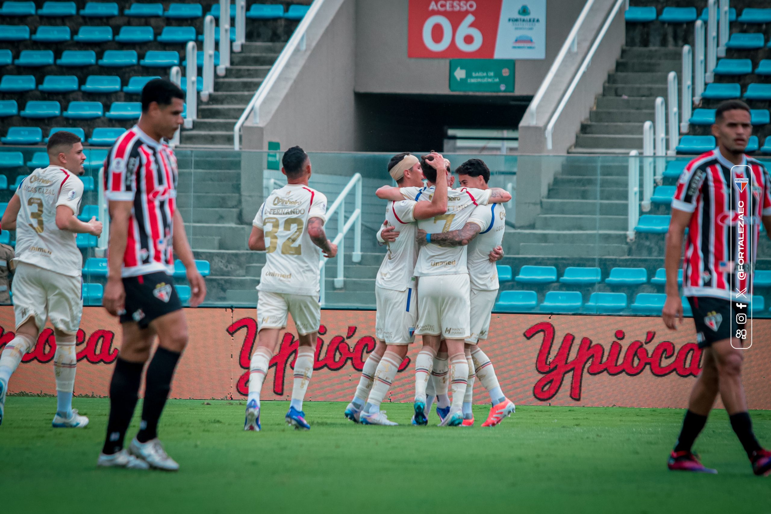 Fortaleza vence Ferroviário e se aproxima da final do Cearense