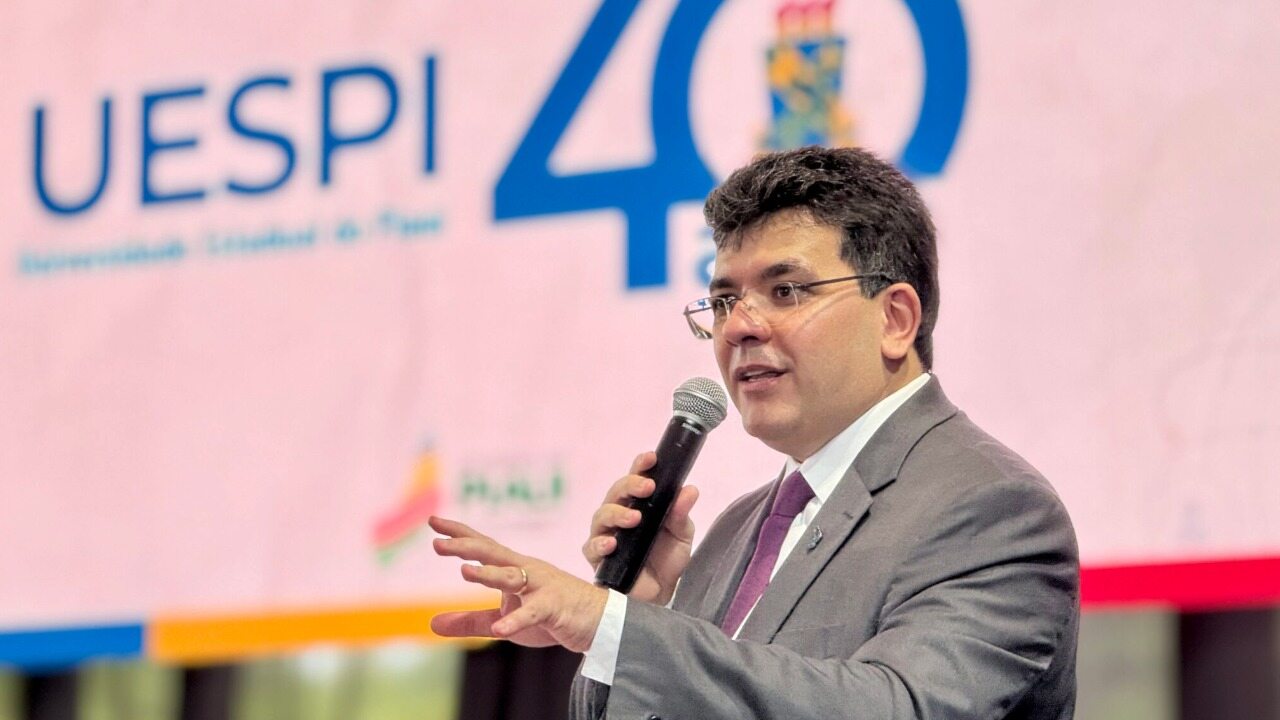 Uespi terá programa de bolsas para zerar falta de professores em todas as disciplinas