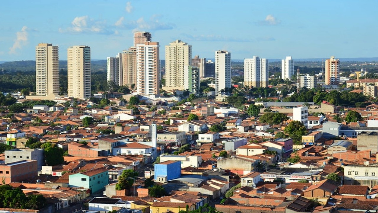 Governo do Maranhão transfere a capital para Imperatriz durante agenda de entregas