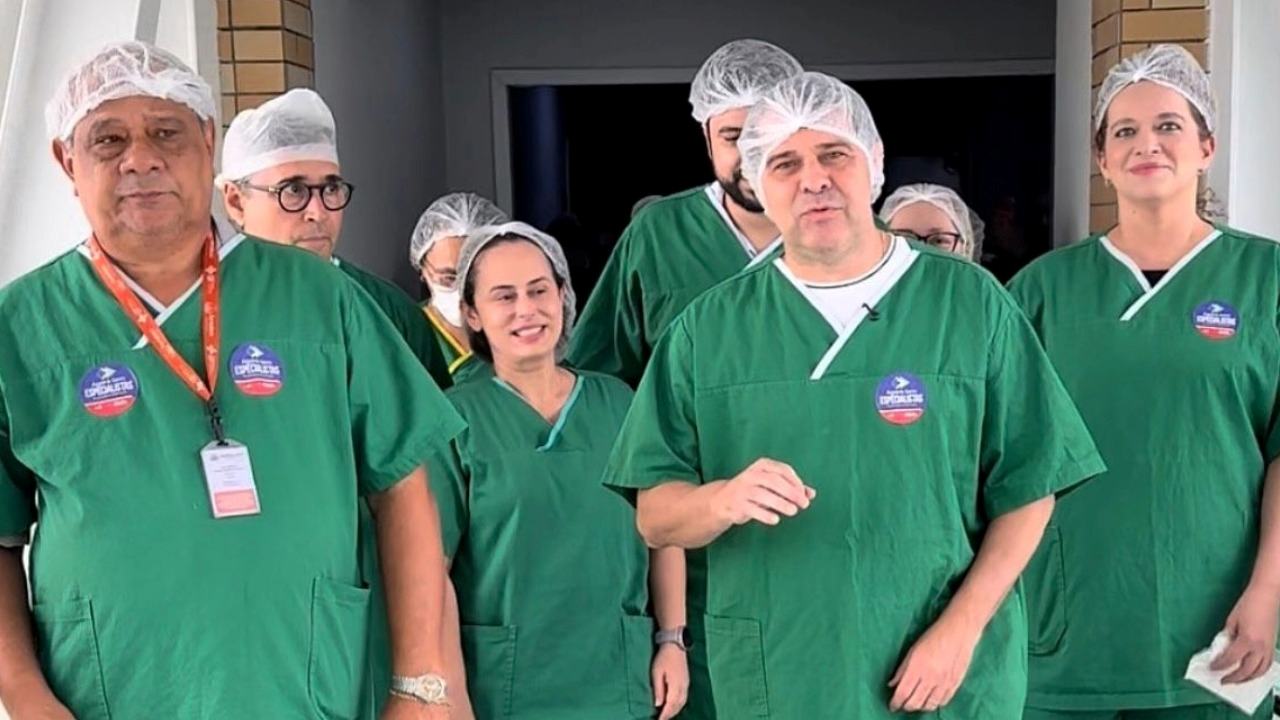 Evandro entrega 10 leitos de UTI reformados no IJF e promete novas obras para o hospital