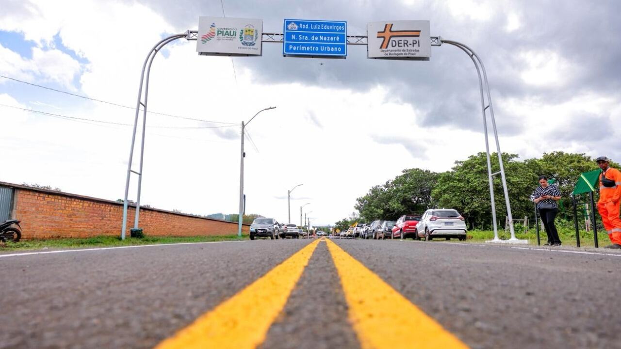 PI-320 tem 14 km revitalizados e governo anuncia R$ 4,2 mi para novas intervenções no Piauí