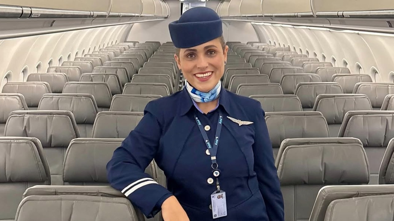 Comissária paulista se emociona ao se despedir de Belém em último voo: ‘como viver sem açaí’