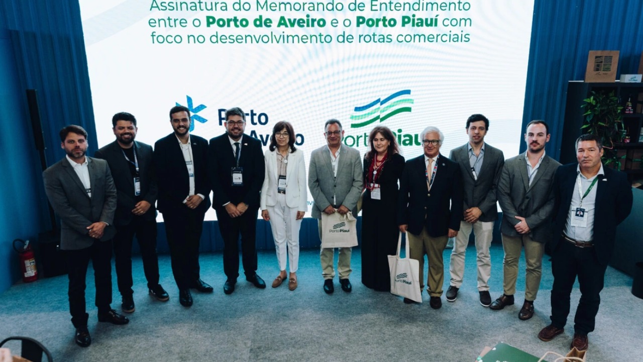 Porto Piauí assina parceria com o Porto de Aveiro, de Portugal
