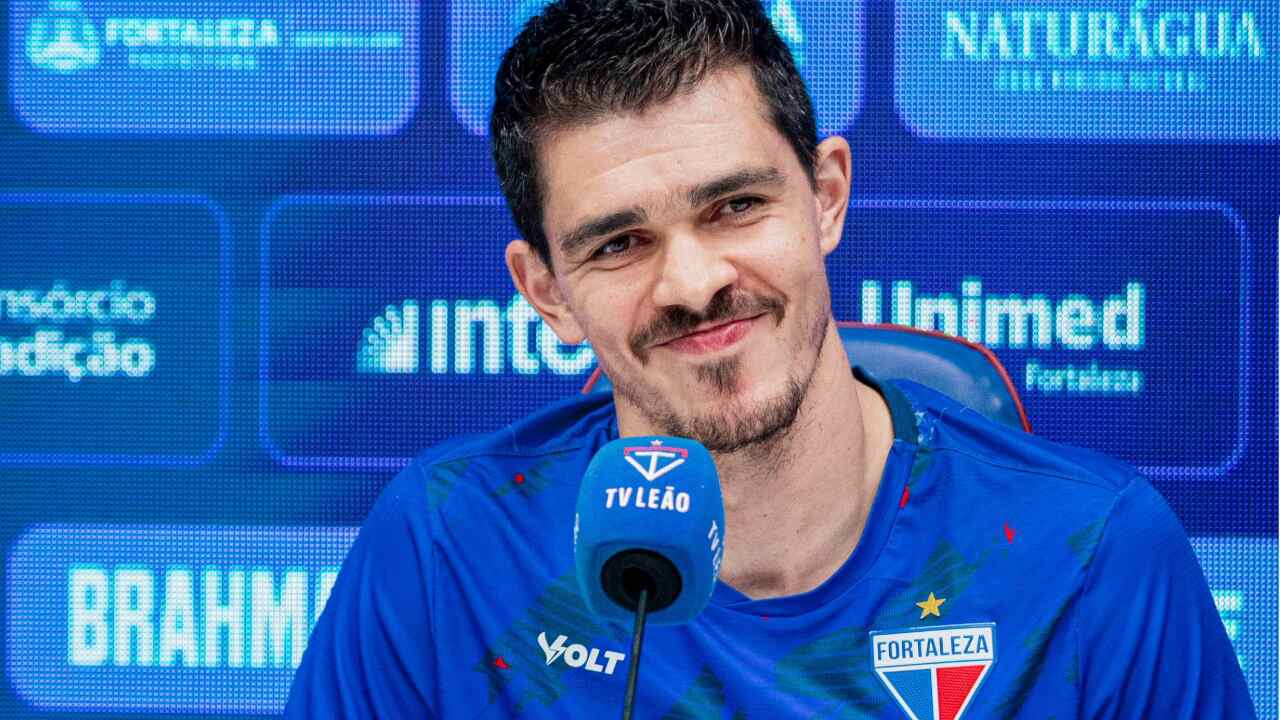 Vinícius Silvestre reforça foco contra o Confiança e destaca crescimento no elenco