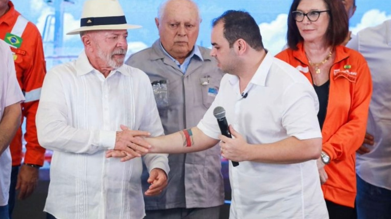 Roberto Cidade acompanha Lula em agenda no Amazonas e destaca avanço da BR-319