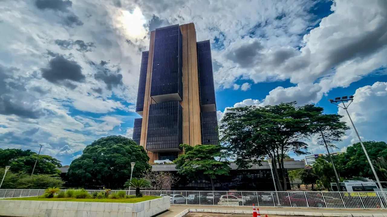A redução era esperada pelo mercado apesar do contexto de conflitos no Oriente Médio e possível alta da inflação