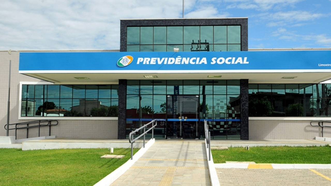Exceções incluem idosos com mais de 80 anos, refugiados e outros