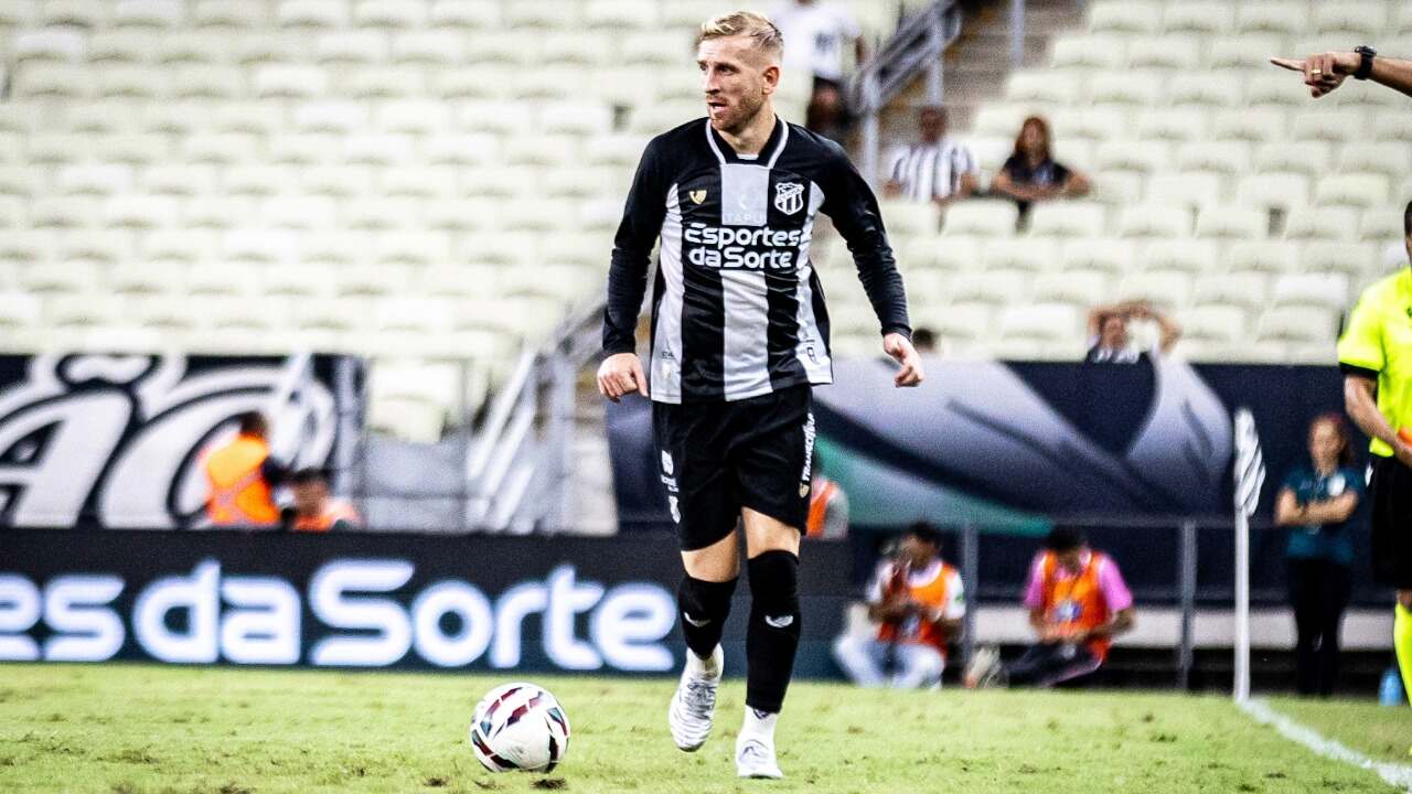 Ceará rescinde com atacante Pedro Henrique; veja detalhes