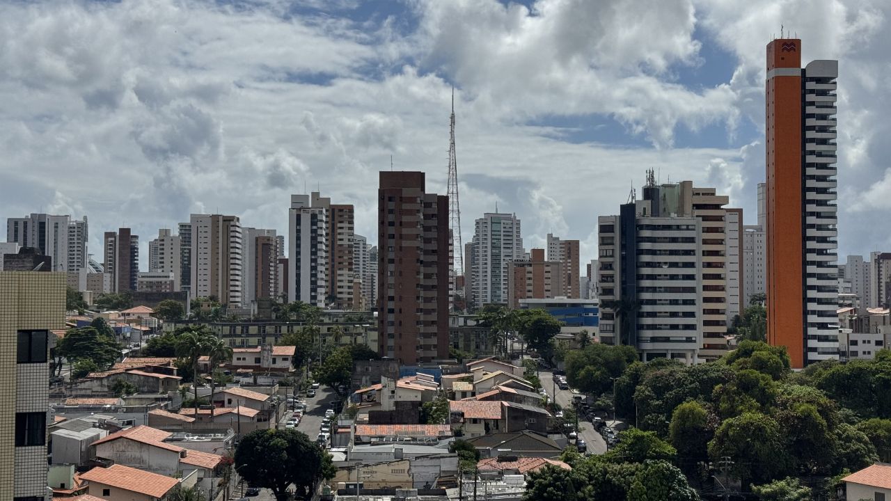 Veja a lista dos 10 bairros mais baratos e os 10 mais caros para comprar apartamentos em Fortaleza