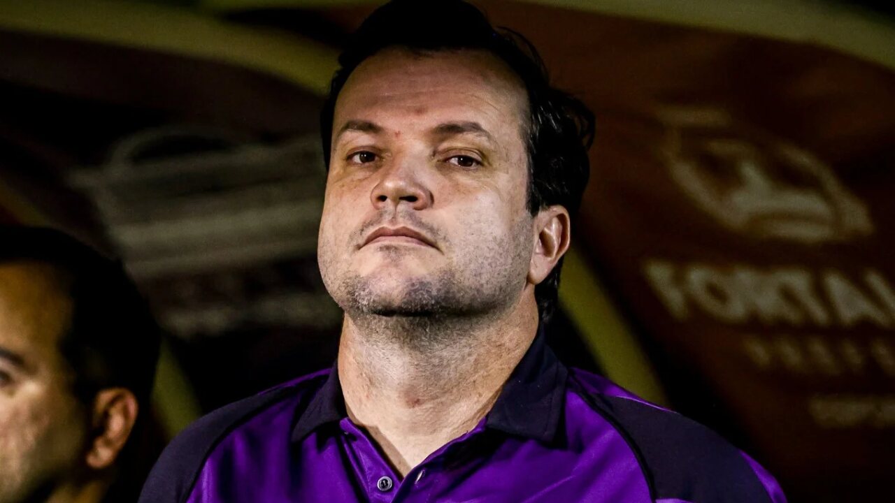 Daniel Paulista valoriza força do elenco após primeira vitória no comando do Ceará