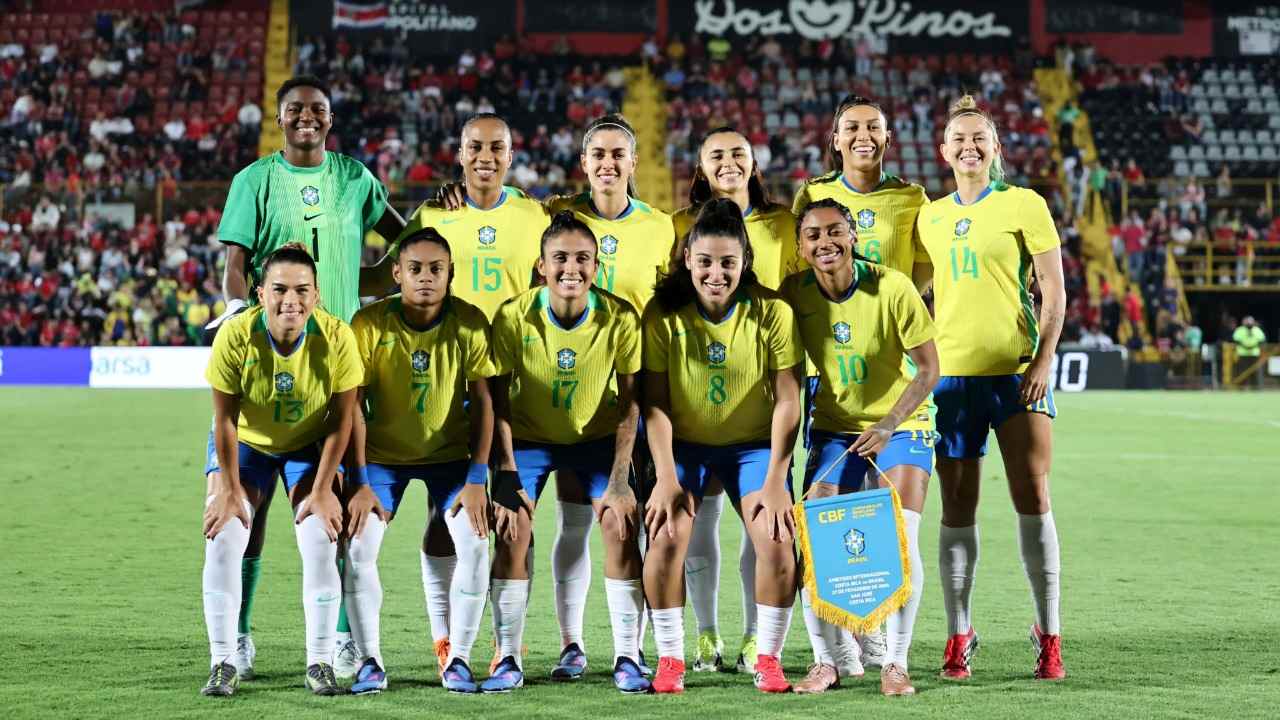 A lei sancionada pelo presidente Lula determina feriado nacional nos dias de jogos da Seleção
