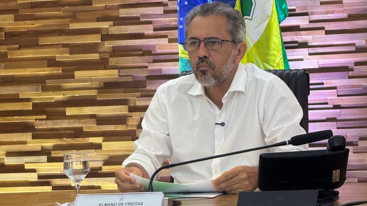 Governo Elmano é aprovado por 52% dos cearenses, aponta pesquisa Quaes